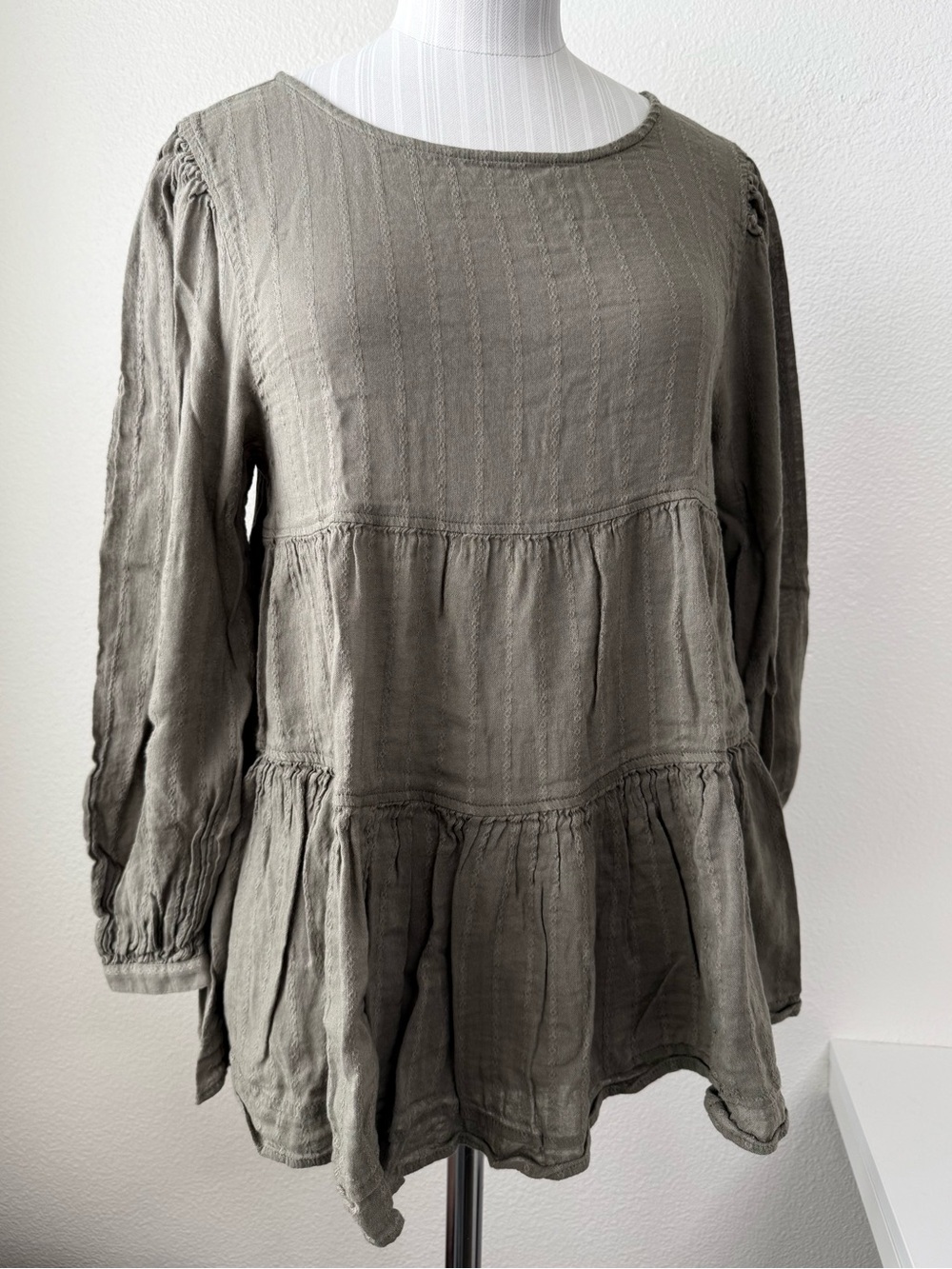 American Eagle Olive Green Tiered Babydoll Peasant Top Open Back Cotton Blend XS